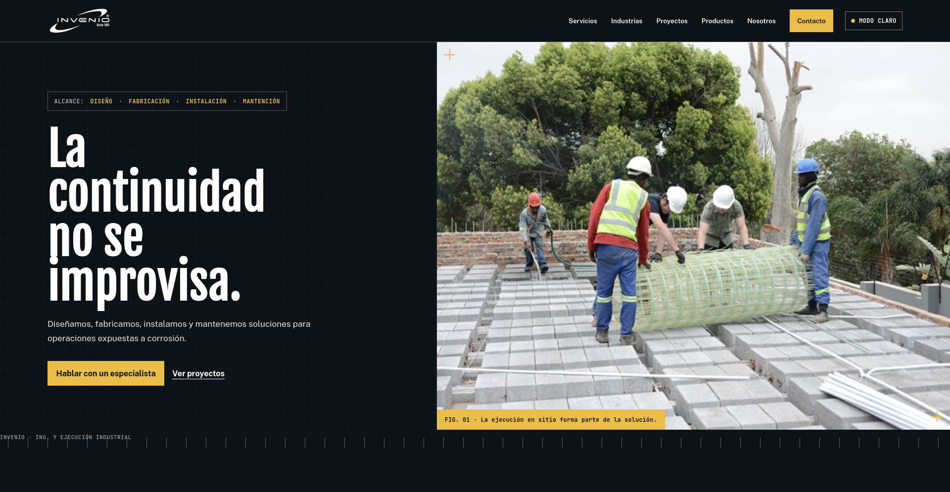 Prototipo Pizarra v1: hero oscuro con trabajadores instalando fibra de vidrio